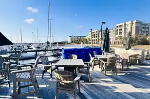 33 Lockwood Dr, Charleston, SC 29401 - Photo 12