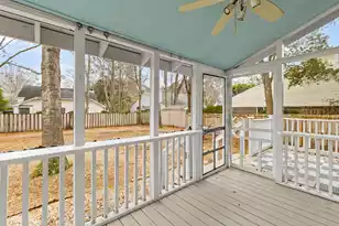 486 Mt Royall Dr, Mount Pleasant, SC 29464 - Photo 30