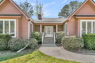 2059 Prospect Hill Dr, Mount Pleasant, SC 29464 - Photo 2