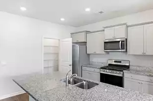 124 Lagoona Dr, Summerville, SC 29483 - Photo 6