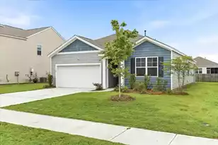 124 Lagoona Dr, Summerville, SC 29483 - Photo 1