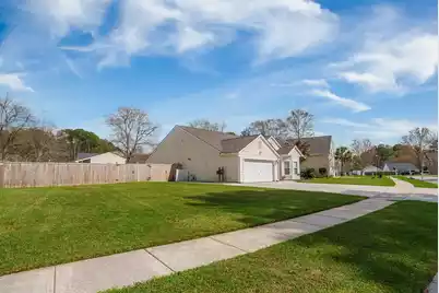 122 Thousand Oaks Circle, Goose Creek, SC 29445 - Photo 2
