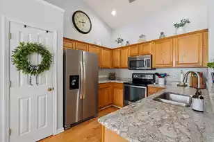 122 Thousand Oaks Cir, Goose Creek, SC 29445 - Photo 14