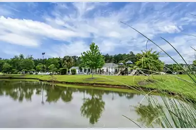 528 Holiday Drive, Summerville, SC 29483 - Photo 14