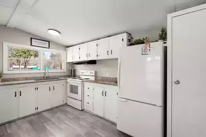 322 Poplar Branch Drive E, Moncks Corner, SC 29461 - Photo 10