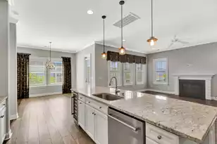 3663 Spindrift Dr, Mount Pleasant, SC 29466 - Photo 18