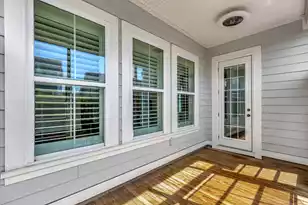 3663 Spindrift Dr, Mount Pleasant, SC 29466 - Photo 4