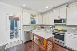 3496 Yarmouth Dr, Mount Pleasant, SC 29466 - Photo 10