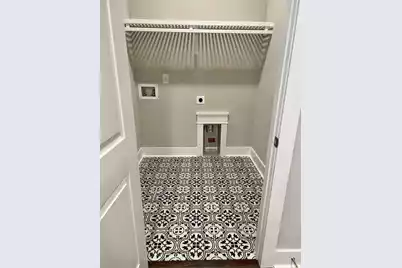 710 Spark Street, Mount Pleasant, SC 29464 - Photo 6