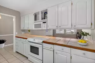 100 Hazel Dr, Summerville, SC 29483 - Photo 18