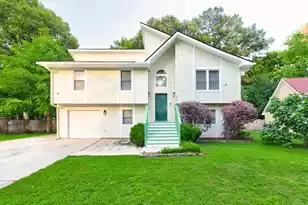 4608 Moss Ct, North Charleston, SC 29420 - Photo 2
