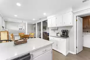 411 Indian Dr, Summerville, SC 29486 - Photo 6