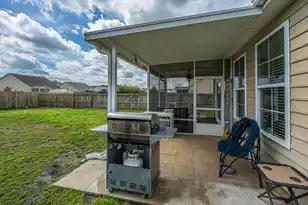 1037 Bridlewood Farms Pkwy, Ridgeville, SC 29472 - Photo 32