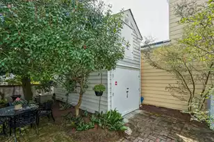38 Savage St, Charleston, SC 29401 - Photo 44