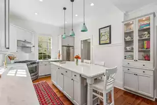 38 Savage St, Charleston, SC 29401 - Photo 14