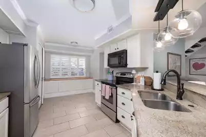 1716 Villa Maison, Mount Pleasant, SC 29464 - Photo 14