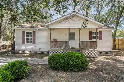 738 Spark Street, Mount Pleasant, SC 29464 - Photo 2