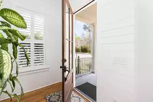 1589 Banning St, Mount Pleasant, SC 29466 - Photo 2