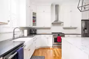 1589 Banning St, Mount Pleasant, SC 29466 - Photo 8