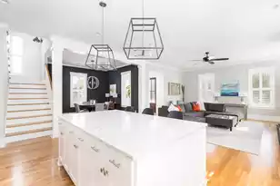 1589 Banning St, Mount Pleasant, SC 29466 - Photo 10