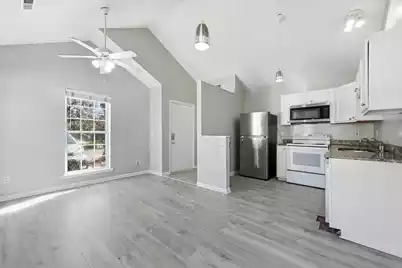 4937 Nesbitt Avenue, North Charleston, SC 29405 - Photo 2
