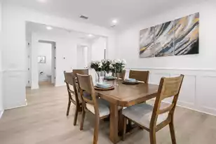 1562 Lakeshore Dr N, Mount Pleasant, SC 29466 - Photo 20