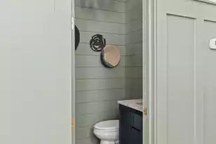 2421 Louisville St, Charleston, SC 29492 - Photo 8