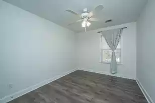 1076 Bennington Dr, Charleston, SC 29492 - Photo 18