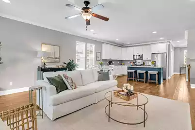 124 Slipper Shell Court, Mount Pleasant, SC 29464 - Photo 4