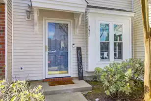 7921 Shadow Oak Dr, North Charleston, SC 29406 - Photo 2