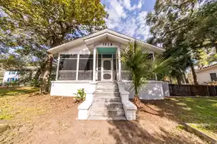 1012 Ashley Ave E, Folly Beach, SC 29439 - Photo 2