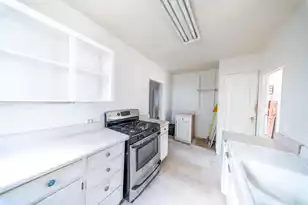 1012 Ashley Ave E, Folly Beach, SC 29439 - Photo 8