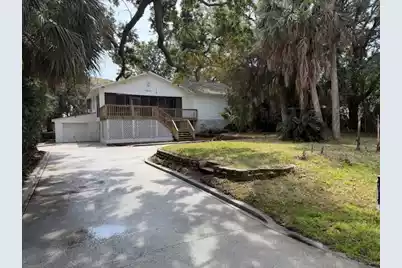 1012 Ashley Avenue E, Folly Beach, SC 29439 - Photo 4