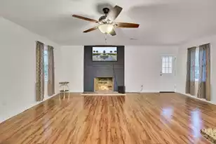 1277 Redeemer Dr, Hanahan, SC 29410 - Photo 10