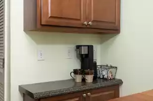 1289 Mathis Ferry Rd, Mount Pleasant, SC 29464 - Photo 10