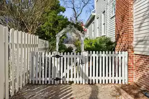 30 Gibbes St, Charleston, SC 29401 - Photo 52