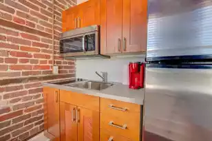 235 Meeting St, Charleston, SC 29401 - Photo 22