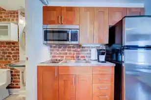 235 Meeting St, Charleston, SC 29401 - Photo 52