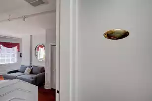 235 Meeting St, Charleston, SC 29401 - Photo 18