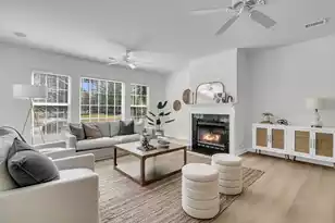 1745 Wyngate Cir, Mount Pleasant, SC 29466 - Photo 4