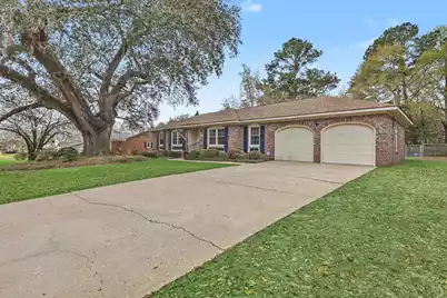 8465 Yorkshire Lane, North Charleston, SC 29406 - Photo 4