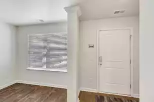 703 Hilchot Dr, Summerville, SC 29486 - Photo 4