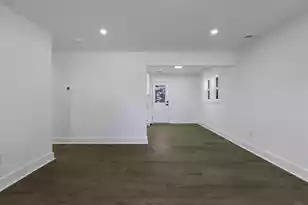 7585 Peppercorn Ln, North Charleston, SC 29420 - Photo 8