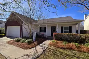 518 Holiday Dr, Summerville, SC 29483 - Photo 1