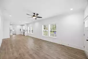 1550 Larry St, North Charleston, SC 29406 - Photo 4