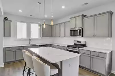 1528 Homecoming Boulevard, Ravenel, SC 29470 - Photo 8