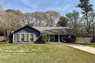 1128 Windsome Pl, Mount Pleasant, SC 29464 - Photo 2