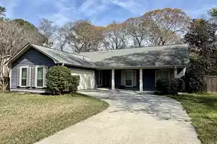 1128 Windsome Pl, Mount Pleasant, SC 29464 - Photo 2