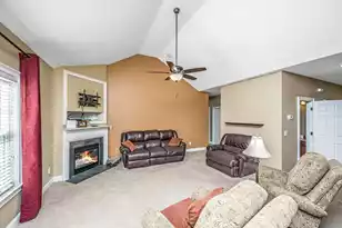 1409 Bloomingdale Ln, Mount Pleasant, SC 29466 - Photo 18