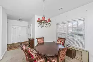 1409 Bloomingdale Ln, Mount Pleasant, SC 29466 - Photo 8